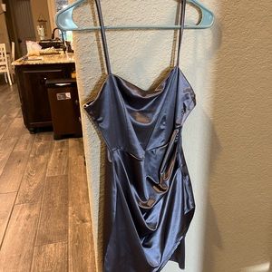 Windsor dress never worn size Large